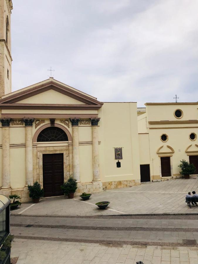 Apartment Vsg25 Nel Centro Di Cagliari Luaran gambar