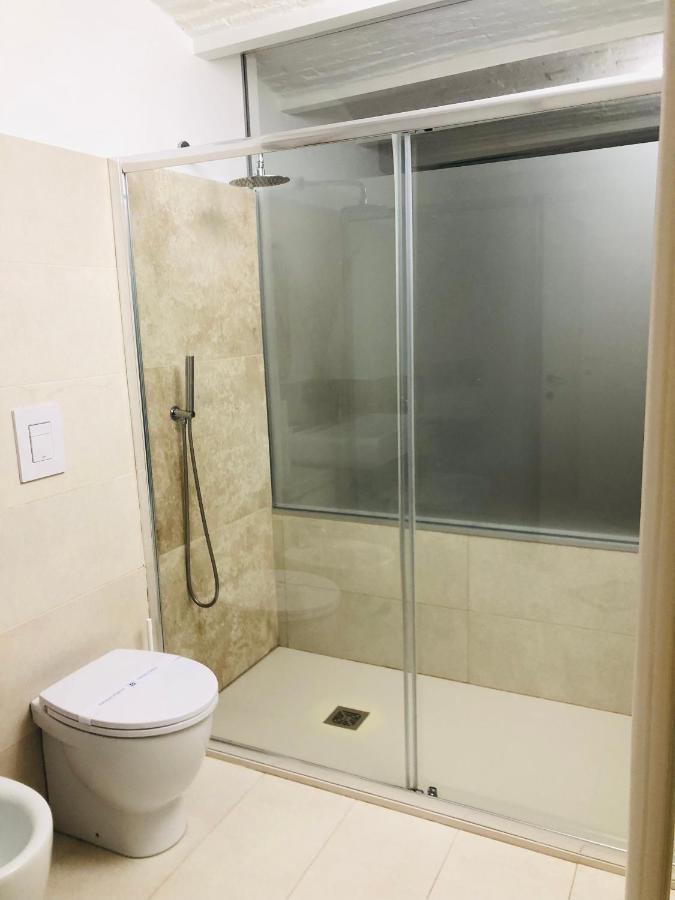 Apartment Vsg25 Nel Centro Di Cagliari Luaran gambar